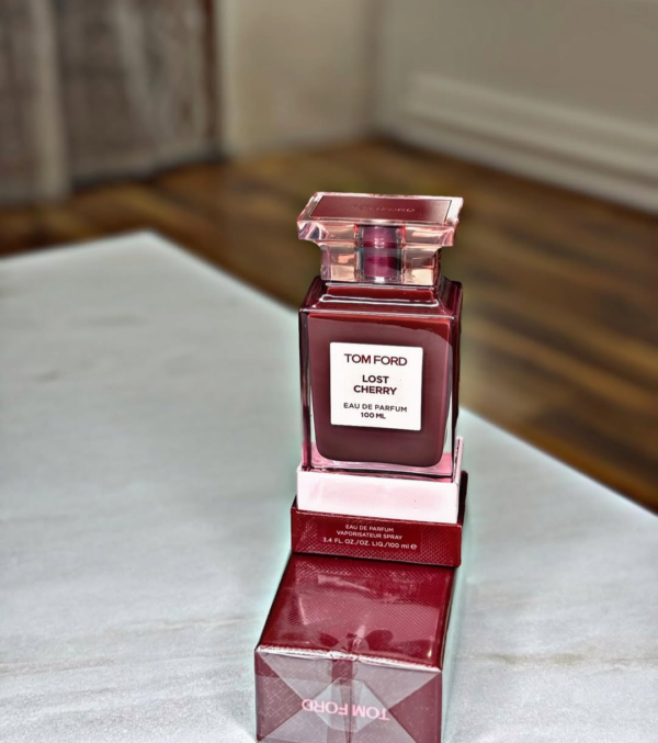 Lost cherry Tom Ford